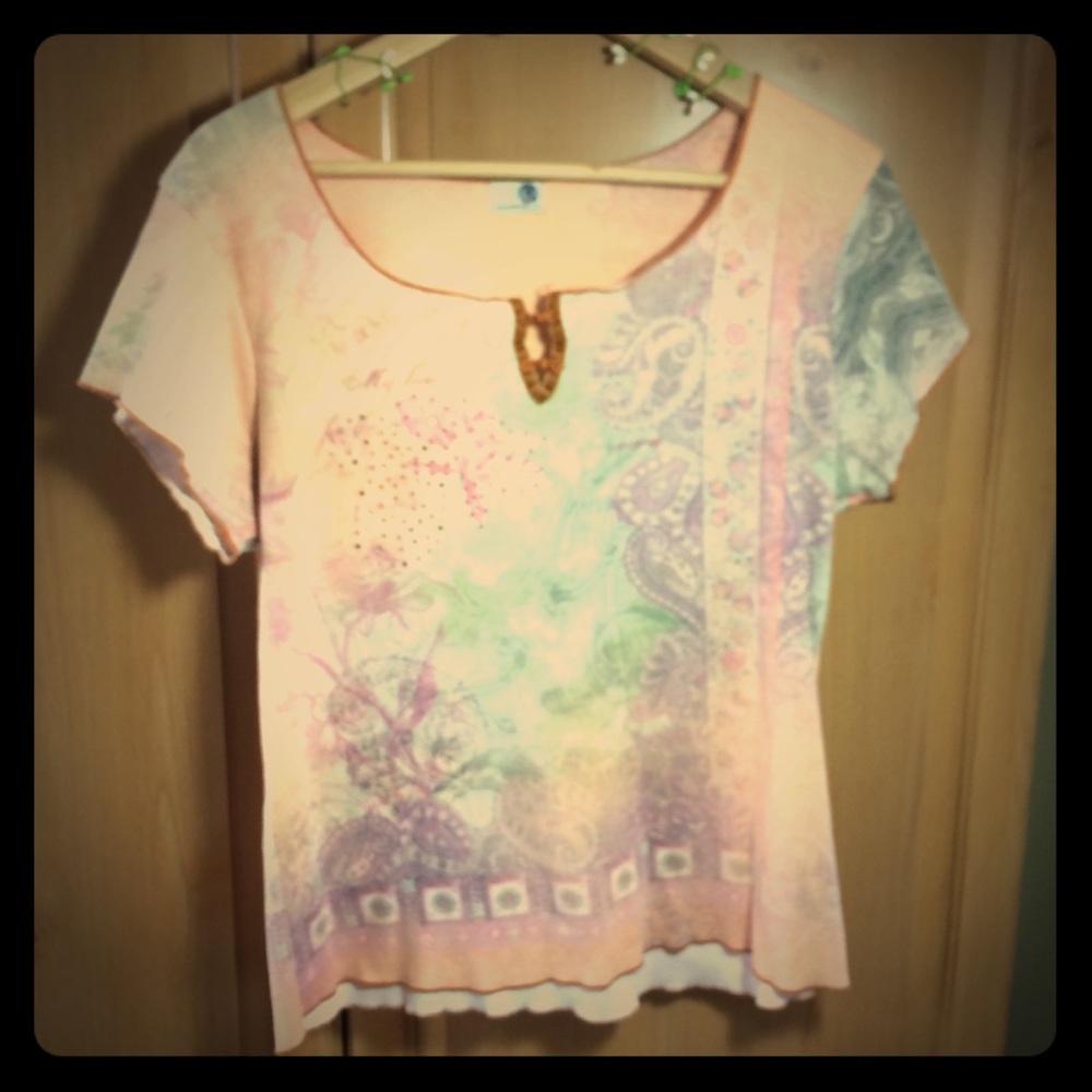 One World Botanical print T sz XL